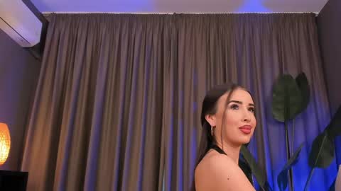 lunamuze online show from April 24, 2026, 3:03 pm