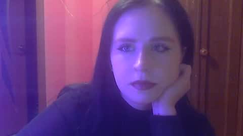 lunamystique_ online show from January 23, 2025, 12:57 am