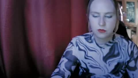 lunamystique_ online show from July 11, 2026, 12:30 pm