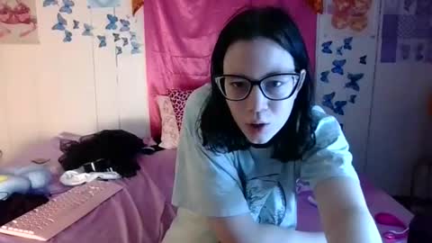 lunaquinn45 online show from January 18, 2026, 3:16 pm