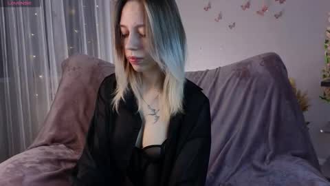 Snapshot of lunariabliss chatting on February 23, 2026, 4:37 pm Kelly online show from February 23, 2026, 4:37 pm