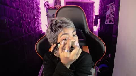 lunarichy online show from February 18, 2026, 8:16 pm