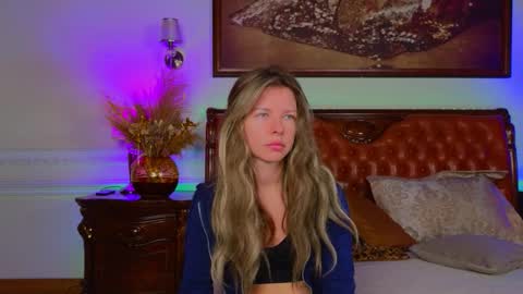 Luna Rishi online show from November 18, 2025, 6:07 am