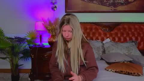 Luna Rishi online show from February 5, 2026, 6:40 am