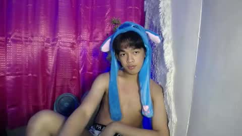 Snapshot of lunarmaxxx chatting on March 20, 2026, 7:52 pm max online show from March 20, 2026, 7:52 pm