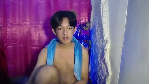 Snapshot of lunarmaxxx chatting on March 21, 2026, 2:53 pm max online show from March 21, 2026, 2:53 pm