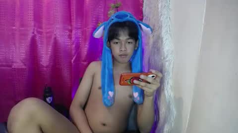 Snapshot of lunarmaxxx chatting on March 26, 2026, 7:14 am max online show from March 26, 2026, 7:14 am