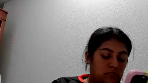 lunascarlet029 online show from July 7, 2026, 1:19 am