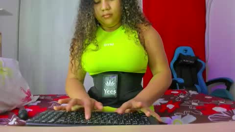 luna online show from November 28, 2025, 4:09 pm