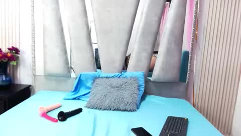 Snapshot of lunasumers chatting on February 17, 2026, 11:18 am lunasumers online show from February 17, 2026, 11:18 am