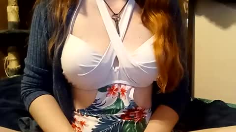 lunathepoet online show from June 19, 2026, 8:29 am