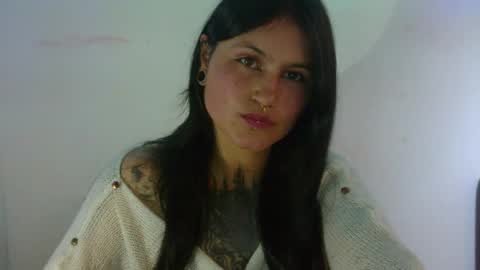 Luna online show from January 22, 2025, 1:11 pm