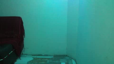 Luna online show from February 15, 2025, 5:39 pm