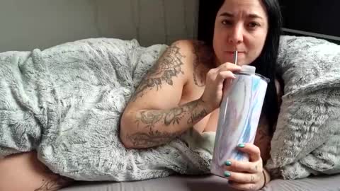 Luna  powered by bitch dust online show from January 28, 2025, 12:11 pm