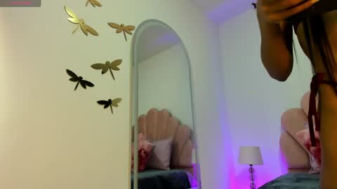 Snapshot of lunavelour_ chatting on May 1, 2026, 10:53 am Luna online show from May 1, 2026, 10:53 am