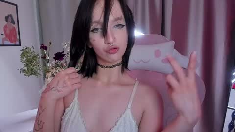 Snapshot of lunavogue chatting on May 18, 2026, 3:13 am call me a pose striker online show from May 18, 2026, 3:13 am