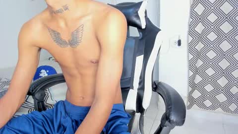 lunay_bigcock420 online show from October 22, 2025, 8:58 am