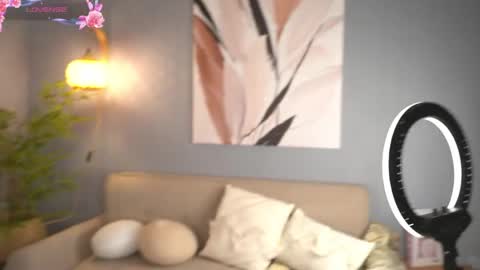 Snapshot of lunea_evienne_ chatting on June 1, 2026, 9:22 am Evi online show from June 1, 2026, 9:22 am