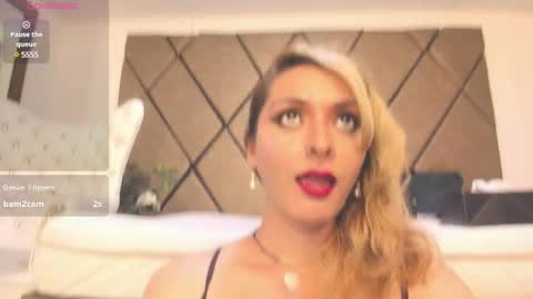 lunitadiva online show from March 2, 2025, 4:10 pm