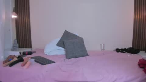 lunna_boobs20 online show from July 7, 2026, 7:23 am