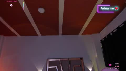 Snapshot of lunna_roosee chatting on February 11, 2026, 4:50 am LUNA ROSE online show from February 11, 2026, 4:50 am