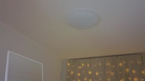 lunoria online show from February 14, 2026, 9:22 pm