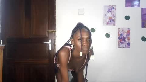Snapshot of lupitalion chatting on July 15, 2026, 3:17 pm Lion online show from July 15, 2026, 3:17 pm