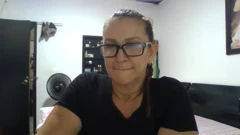 Snapshot of lupitavega_ chatting on January 15, 2026, 3:05 pm Lupita online show from January 15, 2026, 3:05 pm