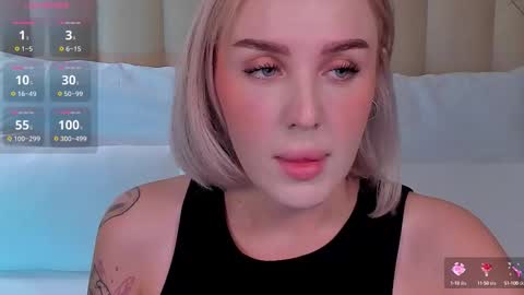 Snapshot of lushcherry chatting on October 13, 2025, 10:43 pm your sweet Liana online show from October 13, 2025, 10:43 pm
