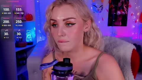 Snapshot of lushcherry chatting on October 21, 2025, 7:36 pm your sweet Liana online show from October 21, 2025, 7:36 pm