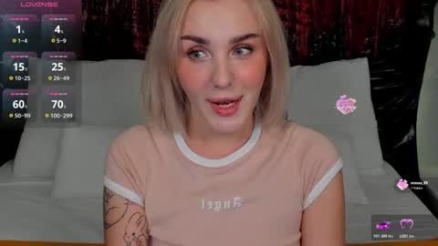 Snapshot of lushcherry chatting on October 22, 2025, 11:26 pm your sweet Liana online show from October 22, 2025, 11:26 pm