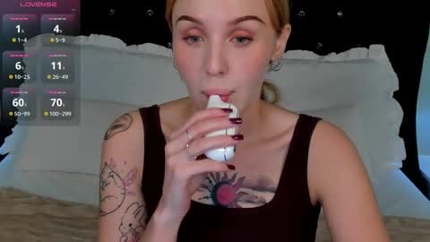 Snapshot of lushcherry chatting on November 21, 2025, 11:58 pm your sweet Liana online show from November 21, 2025, 11:58 pm
