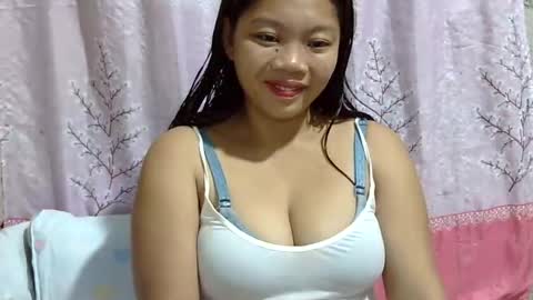 LushPinay online show from January 7, 2025, 11:16 am