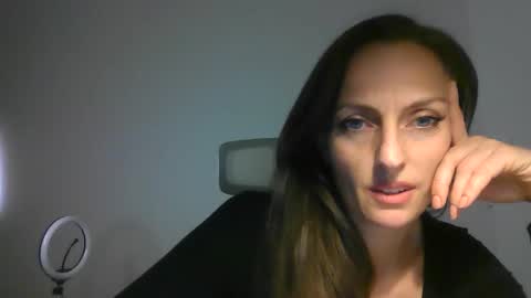 Lusisart online show from December 14, 2025, 10:47 pm