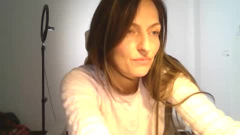 Lusisart online show from December 16, 2025, 8:25 pm