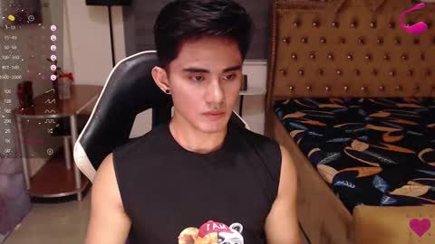 Snapshot of lustdesirex19 chatting on March 1, 2025, 1:40 pm David online show from March 1, 2025, 1:40 pm