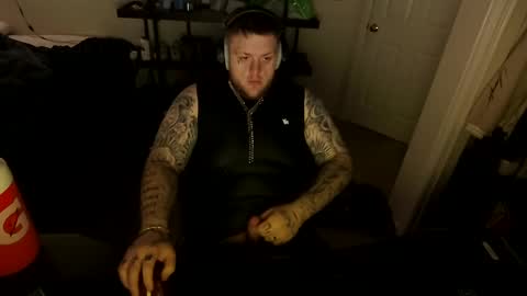 Snapshot of lustful17x chatting on September 28, 2025, 2:33 pm lustful17x online show from September 28, 2025, 2:33 pm