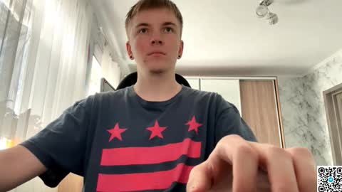 Nik online show from September 9, 2025, 8:03 am