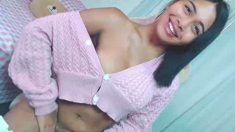 Snapshot of lustykeisha chatting on June 12, 2026, 12:09 am KEISHA - DONT FORGET TO FOLLOW ME AND GIVE ME THUMBS UP 3 online show from June 12, 2026, 12:09 am