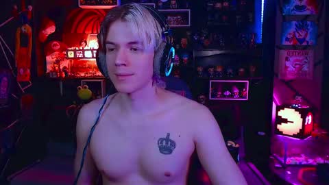 lustymatt online show from November 7, 2025, 3:28 am