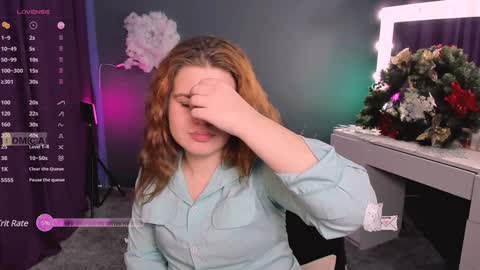 lusy_puff online show from January 3, 2025, 4:55 am