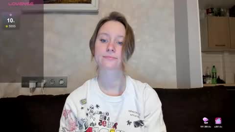 Snapshot of lusyagreenberg chatting on October 27, 2025, 5:39 pm LusyaGreenberg online show from October 27, 2025, 5:39 pm