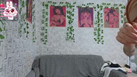 lusypickme online show from December 1, 2025, 5:56 am