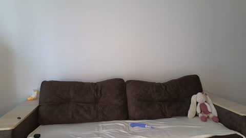 lusypickme online show from July 25, 2026, 2:53 am