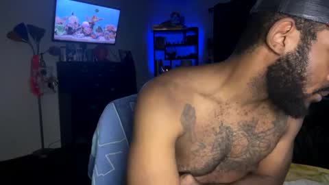 luverboi online show from December 4, 2024, 2:42 am