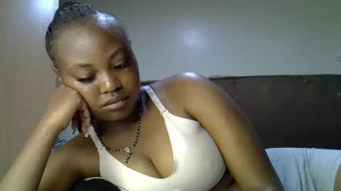Tracy online show from September 12, 2025, 2:22 am