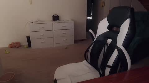 Britney online show from November 3, 2025, 7:15 pm