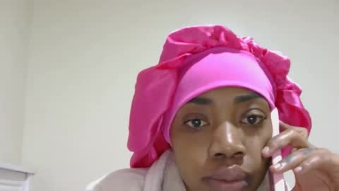 Snapshot of luvvroyale chatting on November 11, 2025, 7:14 pm luvvRoyale online show from November 11, 2025, 7:14 pm