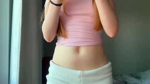 lux_angel online show from May 18, 2026, 10:59 pm