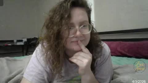 Lux anne online show from April 3, 2026, 4:54 am
